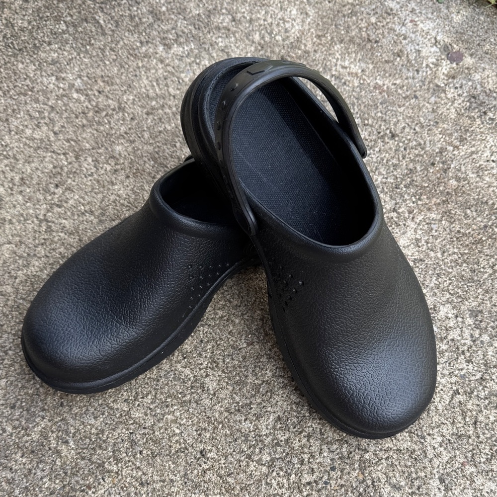 Women’s Scrub shoes
